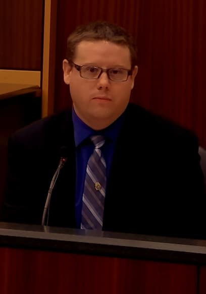 S01:E09 - Defendant's Father Testifies poster