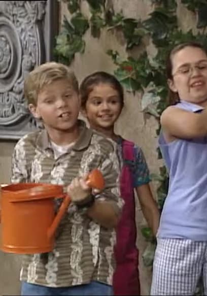S07:E719 - Splish! Splash! poster