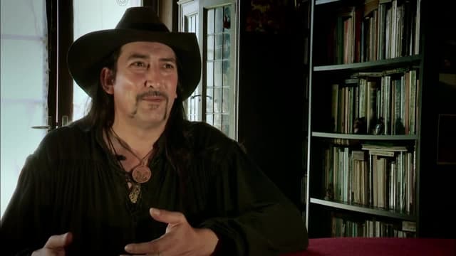 S01:E07 - Himmler and the Holy Grail