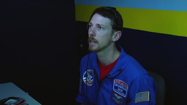 S02:E03 - Space Camp