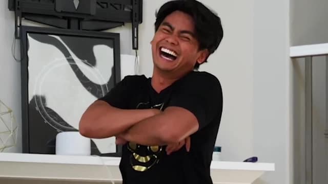 S03:E04 - $1 vs. $332 Water / Fortnite Dance Challenge