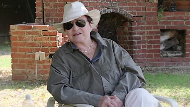 T04:C04 - S04:E04 - Nicole Murray-Ramirez