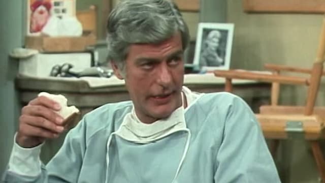 S01:E61 - Mr. Dazzle