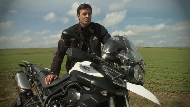 S02:E13 - Triumph Tiger 800 XC