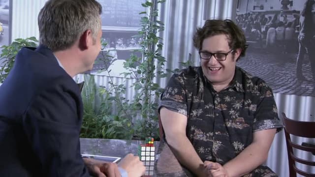 S01:E05 - Food Fun, Fifty Shades of Rope, and Crazy, Crazy Cards