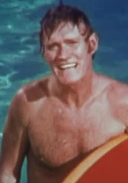 S01:E10 - Boat Racing, Horses & Tandem Surfing! poster