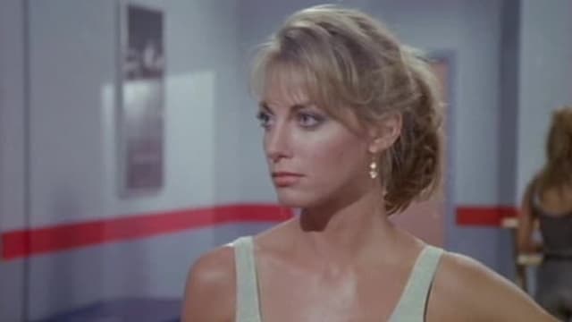 S06:E19 - Dance of Deception