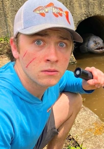 S06:E17 - Hurricane Flooded Illegal Fish Into My Pond! poster
