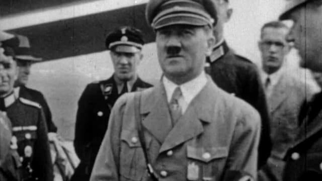 S01:E02 - The Phoney War