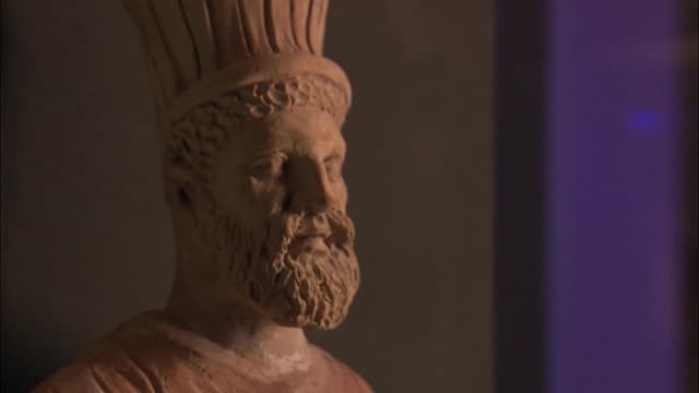 S03:É08 - S03:E08 - Inside the Bardo Museum, Tunisia