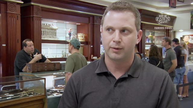 S12:E44 - Famous Finds