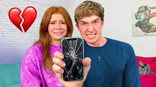 S01:E09 - Pranking Harper With a Fake Phone