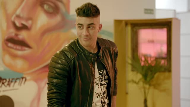 S01:E05 - Alex vs Tony