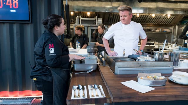 S03:E01 - Lowery's Seafood Restaurant