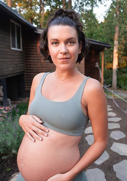 S01:E04 - 6 Months Pregnant Living in the Woods poster