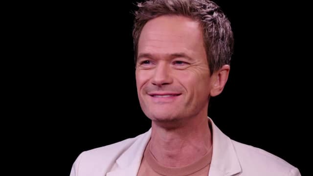 S18:E13 - Neil Patrick Harris Needs Magic to Escape Spicy Wings