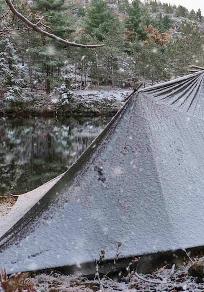 S01:E02 - 2 Nights Solo Camping in the Snow and Rain poster