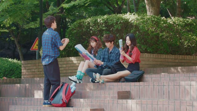 S01:E02 - Are We Hot Enough, Steak / It's the Prettiest. Kimbap Croquette