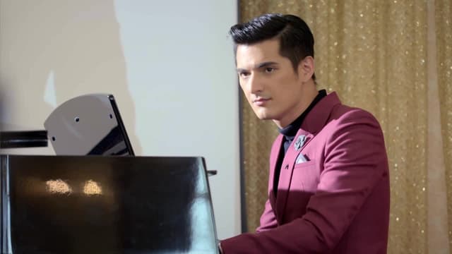 S01:E12 - Episode 12