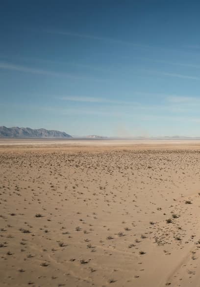 Affiche de S01:E12 - Crossing the Mojave Desert on Cadiz Road