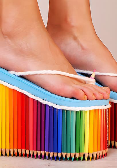 Póster de S02:E07 - Designing Unique and Unconventional Shoes