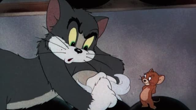 S09:E02 - The Bodyguard / The Bowling Alley-Cat / Buddies Thicker Than Water