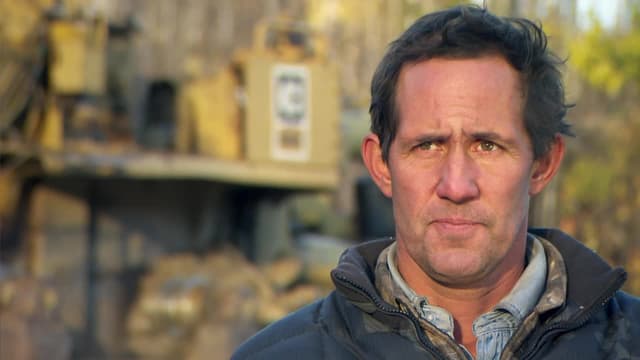 S02:E09 - Know When to Fold ‘Em