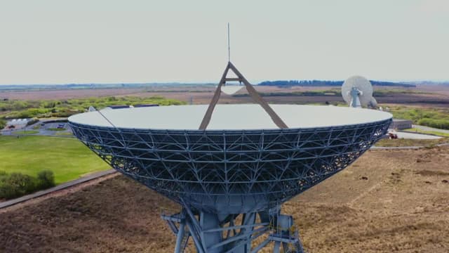 S01:E05 - Global Communications Breakthrough