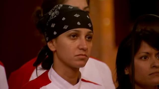 S05:E03 - 14 Chefs Compete