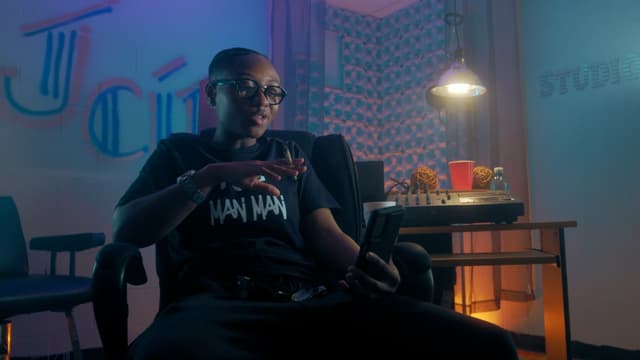 S01:E03 - We Got Ops!