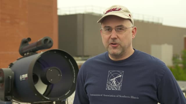 S01:E04 - Presenciando el eclipse