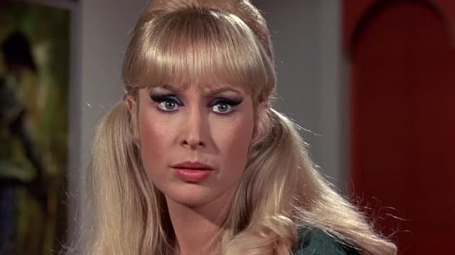 S05:E21 - Help, Help! a Shark