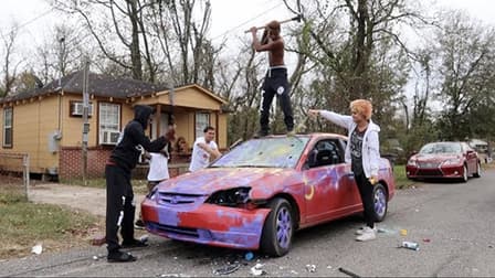 S01:E05 - Destroyed Sister’s Car and Surprised With a New One