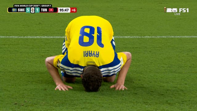 S2026:E36 - Sweden’s Yasin Ayari scores his second goal of game, sealing win over Tunisia