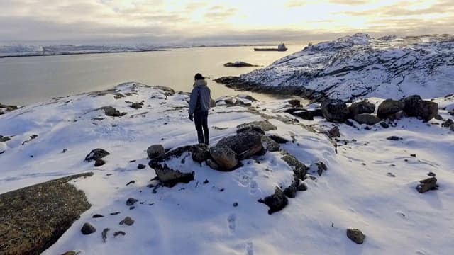 S01:E06 - The Future