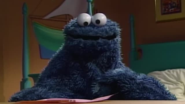 S27:E91 - Tarah Sleeps Over at Gabi's