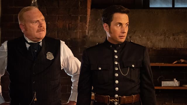 S13:E13 - Kill Thy Neighbour