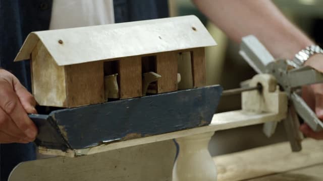 S07:E12 - Mums Handbag, Windy Noah's Ark, Mary-Lynn Doll