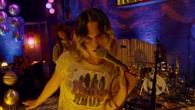 S04:E06 - Lauren Ruth Ward