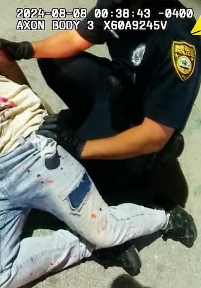 S01:E05 - Florida Man Dumped Beaten Girlfriend on Side of Road: Cops poster