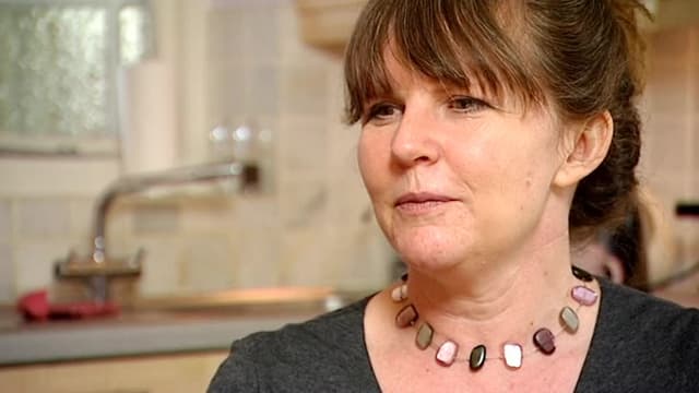 T02:C13 - S02:E13 - Emma