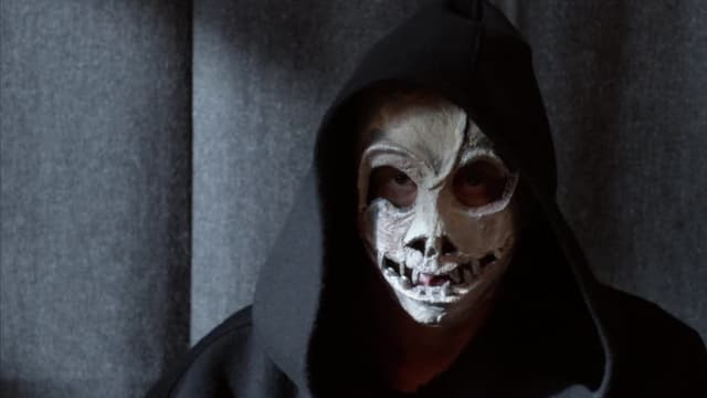 S02:E09 - Unmasked