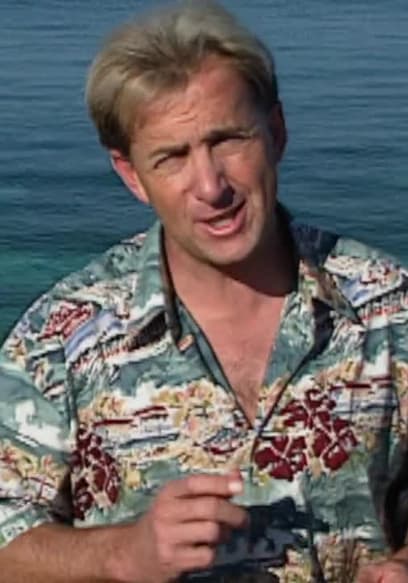 S01:E03 - Shark Attack poster