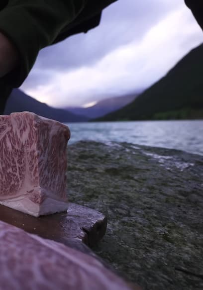 S01:E09 - Wild Wagyu poster