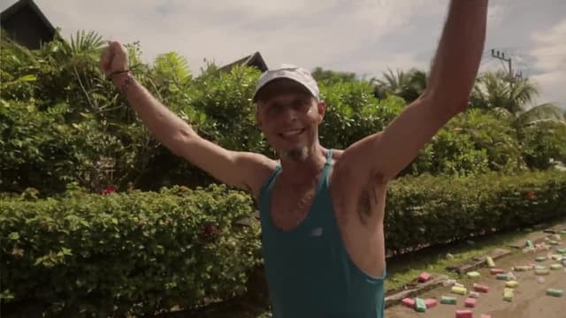 S01:E10 - Thailand Men of Iron