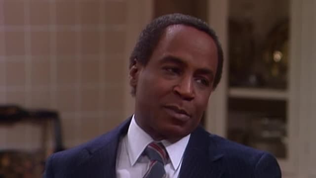 S03:E18 - In the Red