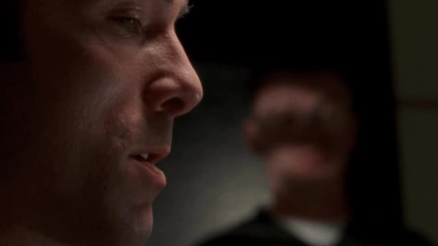 S07:E08 - Mr. Bad Example