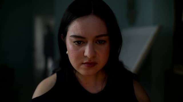 S02:E03 - Newlywed Nightmare