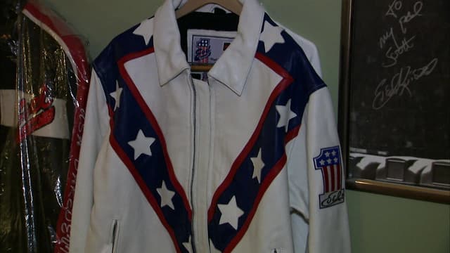 S13:E13 - Good and Evel