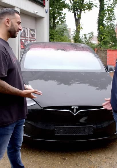 S01:E13 - Twin Teslas poster